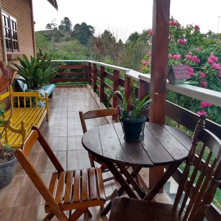 Casa Flor De Liz Villa Campos do Jordao Exterior photo