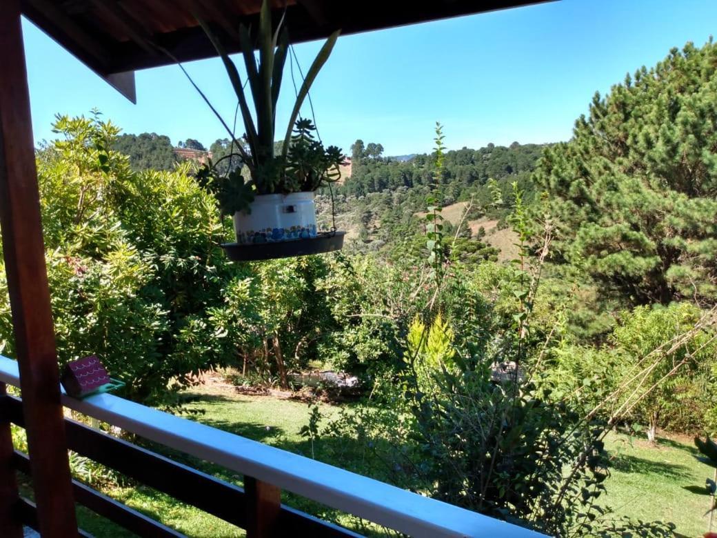 Casa Flor De Liz Villa Campos do Jordao Exterior photo