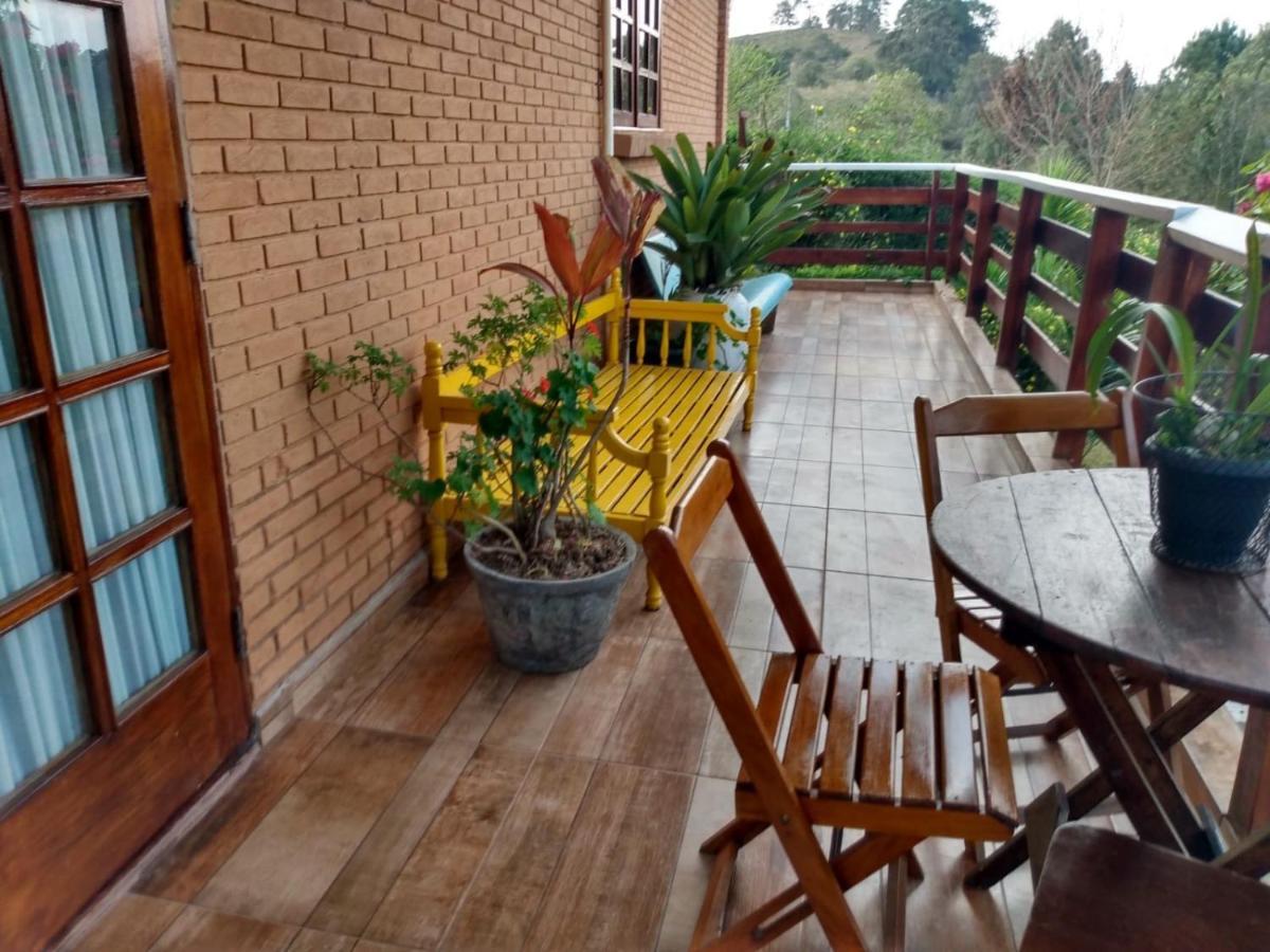 Casa Flor De Liz Villa Campos do Jordao Exterior photo