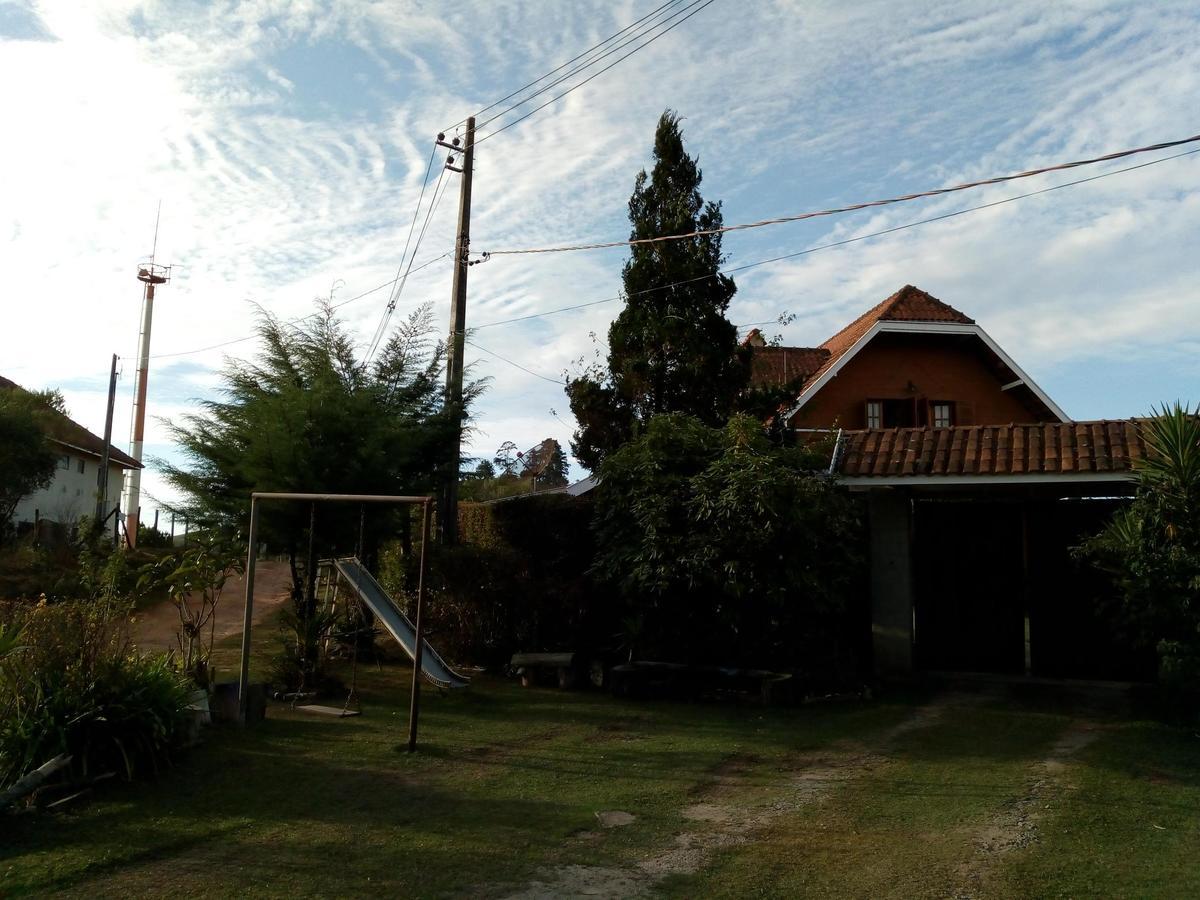 Casa Flor De Liz Villa Campos do Jordao Exterior photo